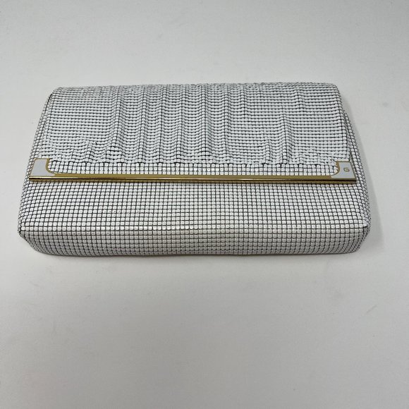 Vintage GLOMESH White Clutch Handbag Clutch w/hidden Strap - Picture 2 of 7